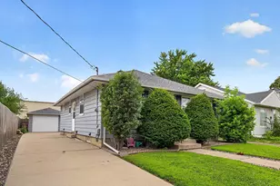 1115 1st Ave SE, Rochester, MN 55904 - Photo 2