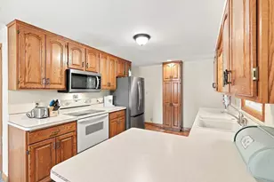 942 Morgan Rd, River Falls, WI 54022 - Photo 8