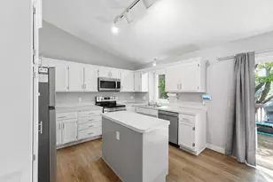 10920 Xeon St NW, Coon Rapids, MN 55433 - Photo 2