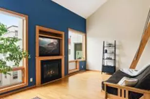 3062 Lake Shore Dr, Minneapolis, MN 55416 - Photo 6