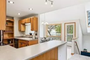 3062 Lake Shore Dr, Minneapolis, MN 55416 - Photo 2
