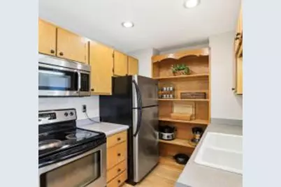 3062 Lake Shore Drive, Minneapolis, MN 55416 - Photo 20