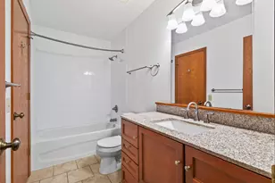 408-410 Cardigan Rd, Shoreview, MN 55126 - Photo 28