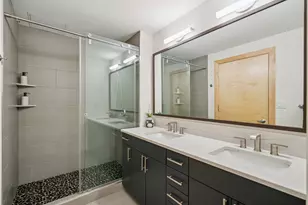 1120 S 2nd St, Minneapolis, MN 55415 - Photo 12