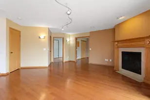 10049 Butternut Ct N, Brooklyn Park, MN 55443 - Photo 16