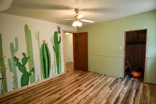 661 N Central St, Warren, MN 56762 - Photo 24