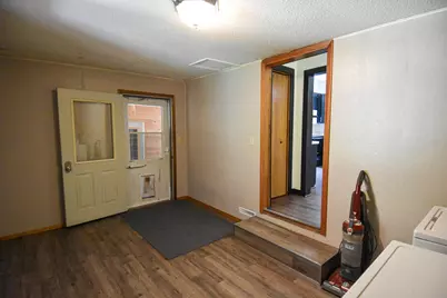 661 N Central Street, Warren, MN 56762 - Photo 20