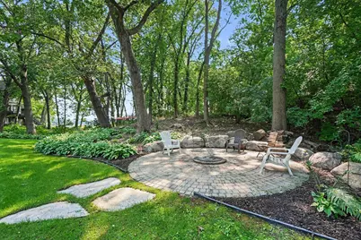 5710 Oakview Lane N, Plymouth, MN 55442 - Photo 4