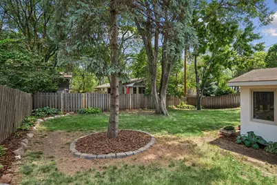 2349 Texas Avenue S, Saint Louis Park, MN 55426 - Photo 36