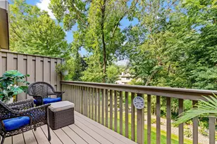 10304 Berkshire Rd, Bloomington, MN 55437 - Photo 20