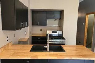 565 State St, Saint Paul, MN 55107 - Photo 2