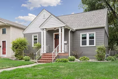 870 22nd Avenue SE, Minneapolis, MN 55414 - Photo 2