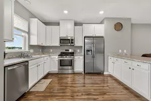 1671 Windigo Ln, Shakopee, MN 55379 - Photo 10
