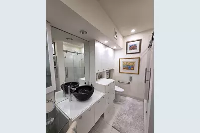 1235 Yale Place #1701, Minneapolis, MN 55403 - Photo 22