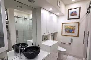 1235 Yale Pl, Minneapolis, MN 55403 - Photo 22