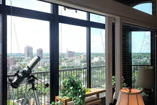 1235 Yale Pl, Minneapolis, MN 55403 - Photo 2