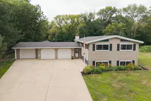 1210 Westwood Dr, Marshall, MN 56258 - Photo 10