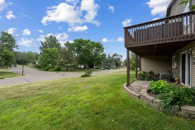 9257 Dartford Road, Woodbury, MN 55125 - Photo 32