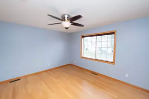 8663 Quarry Ridge Ln, Woodbury, MN 55125 - Photo 16