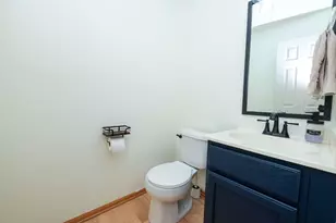 8663 Quarry Ridge Ln, Woodbury, MN 55125 - Photo 22