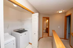8663 Quarry Ridge Ln, Woodbury, MN 55125 - Photo 14