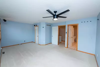 8663 Quarry Ridge Lane #F, Woodbury, MN 55125 - Photo 4