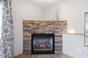 809 Morningside Pl, Belle Plaine, MN 56011 - Photo 12
