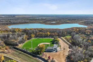 1717 Oak creek pass, Chaska, MN 55318 - Photo 34
