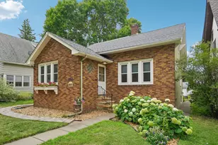365 Warwick St, Saint Paul, MN 55105 - Photo 1