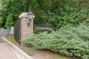 12700 Sherwood Pl, Minnetonka, MN 55305 - Photo 48