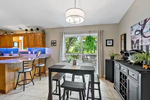 842 Sterling St S, Maplewood, MN 55119 - Photo 14