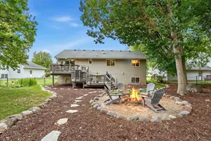 842 Sterling St S, Maplewood, MN 55119 - Photo 50