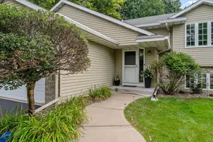 842 Sterling St S, Maplewood, MN 55119 - Photo 60