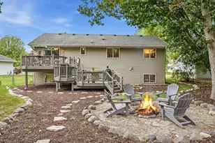 842 Sterling St S, Maplewood, MN 55119 - Photo 46