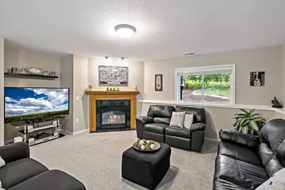 842 Sterling Street S, Maplewood, MN 55119 - Photo 32