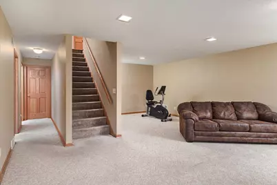 240 Red Apple Drive, La Crescent, MN 55947 - Photo 18