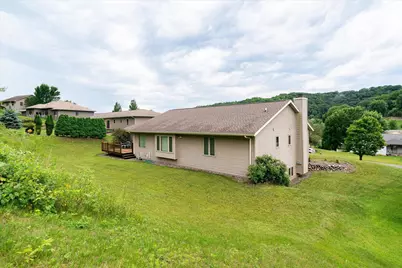 240 Red Apple Drive, La Crescent, MN 55947 - Photo 22