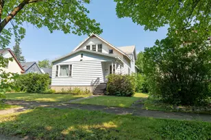 419 9th St S, Virginia, MN 55792 - Photo 2