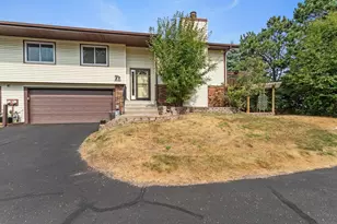 1055 Bridge St, Shoreview, MN 55126 - Photo 18