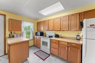 695 N Oak Dr, Vadnais Heights, MN 55127 - Photo 8