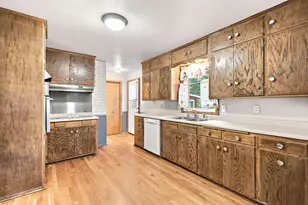 319 Maple Ave S, Maple Lake, MN 55358 - Photo 18