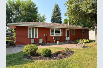 1614 19th Street NW, East Grand Forks, MN 56721 - Photo 2