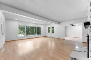 2020 Arcade St, Maplewood, MN 55109 - Photo 16