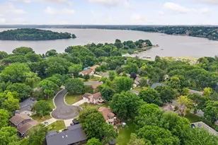 148 Stacy Cir, Waconia, MN 55387 - Photo 4