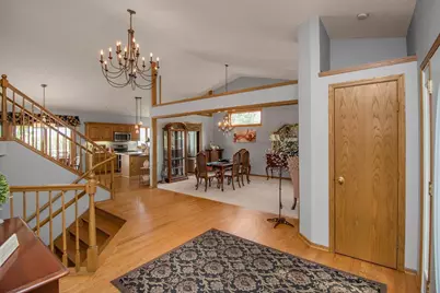 8929 Jewel Avenue S, Cottage Grove, MN 55016 - Photo 4
