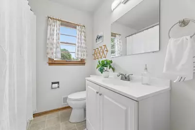 735 E 2nd Street, Litchfield, MN 55355 - Photo 20