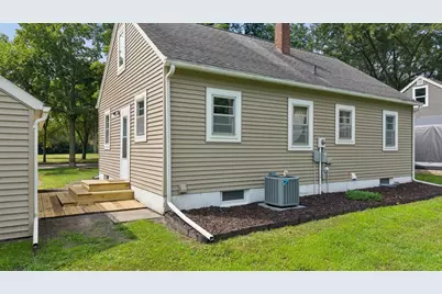 735 E 2nd Street, Litchfield, MN 55355 - Photo 34