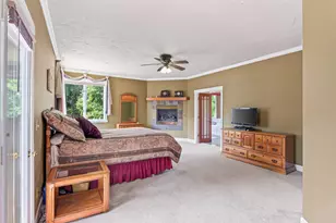 2300 Bantas Point Rd, Wayzata, MN 55391 - Photo 36