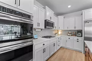 20391 Greengate Ct, Lakeville, MN 55044 - Photo 14