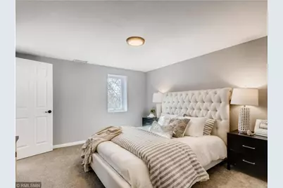 14104 Knollway Drive N, Minnetonka, MN 55305 - Photo 8